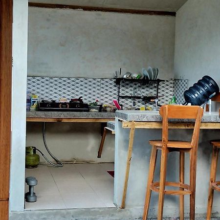 Room 212 Kuta  Екстер'єр фото
