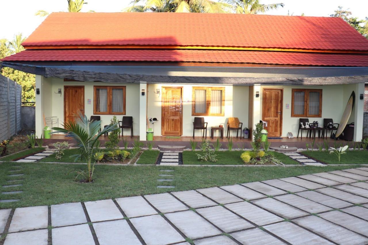 Room 212 Kuta  Екстер'єр фото